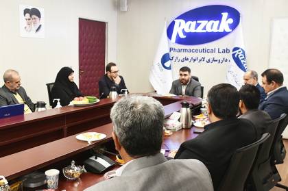 در این مجموعه ما همه یک نفریم